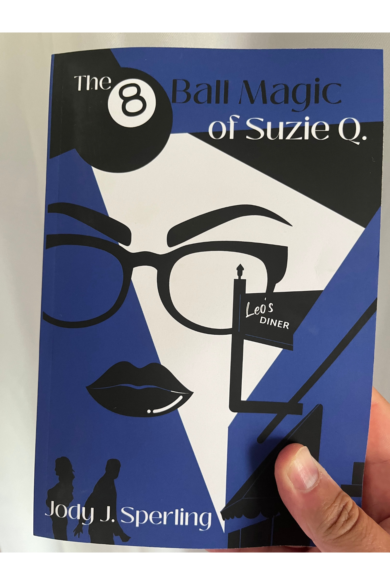 Book 2 - The 8 Ball Magic of Suzie Q. (Paperback)